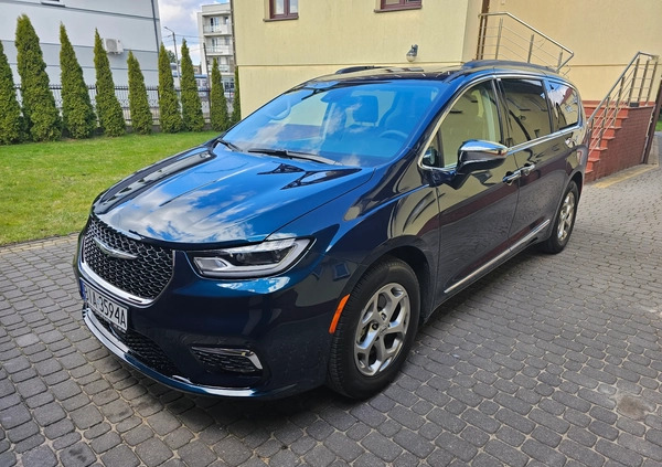 samochody osobowe Chrysler Pacifica cena 252027 przebieg: 6025, rok produkcji 2023 z Złoty Stok